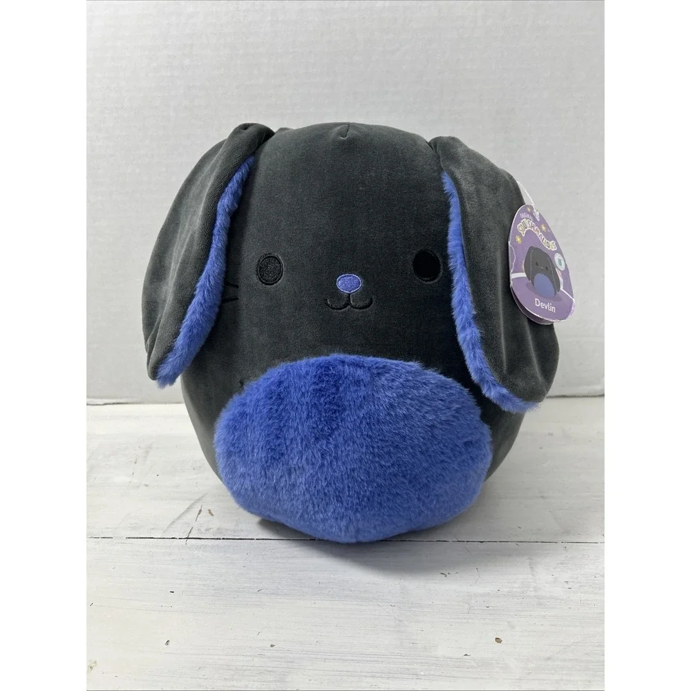 Devlin the Bunny 11